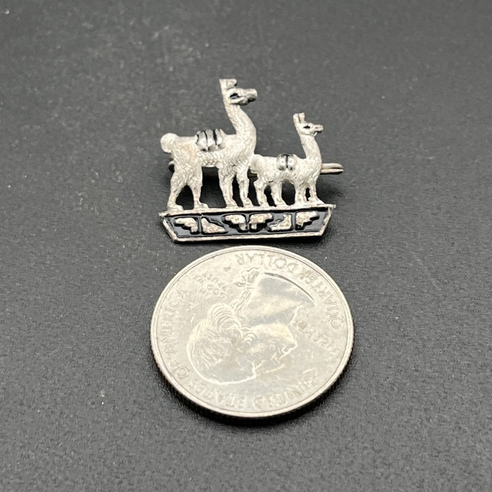 Vintage Peruvian Peru Llamas Lapel Hat Pin