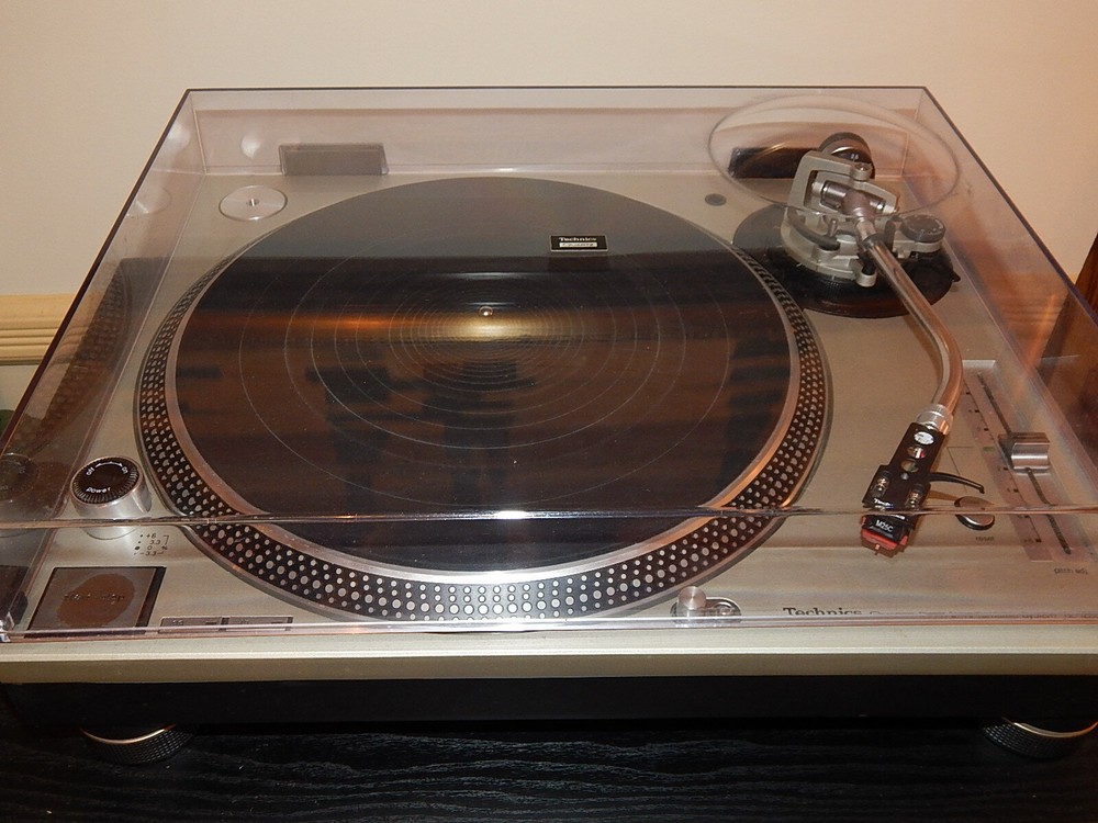 TECHNICS SL-1200M3D TURNTABLE SYSTEM