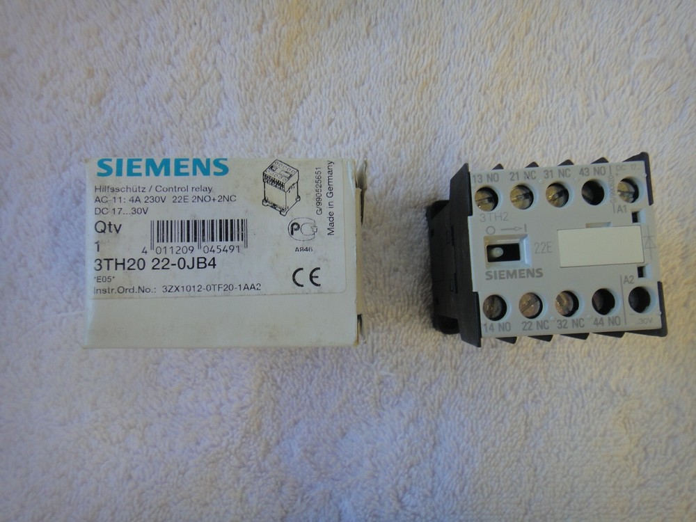NIB Siemens Control Relay       3TH20 22-0JB4