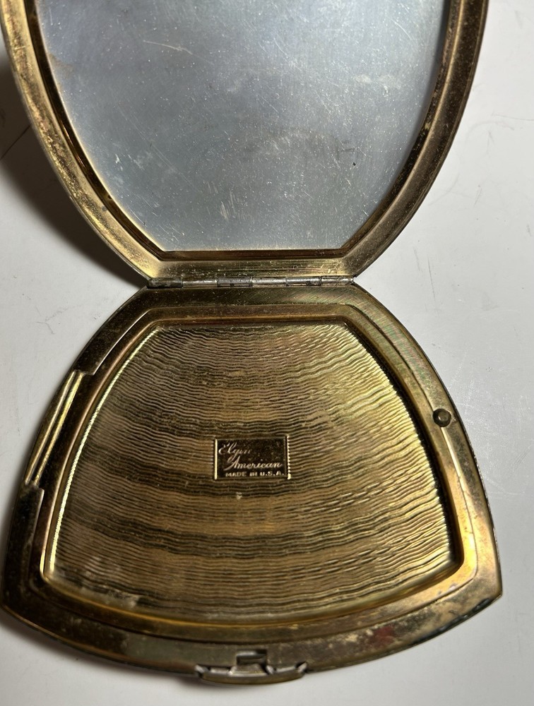 Vintage Compact. Face Powder And Puff.