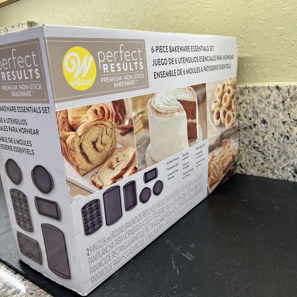 Wilton 6 Piece Perfect Results Bakeware Essentials Nonstick Bakeware Set