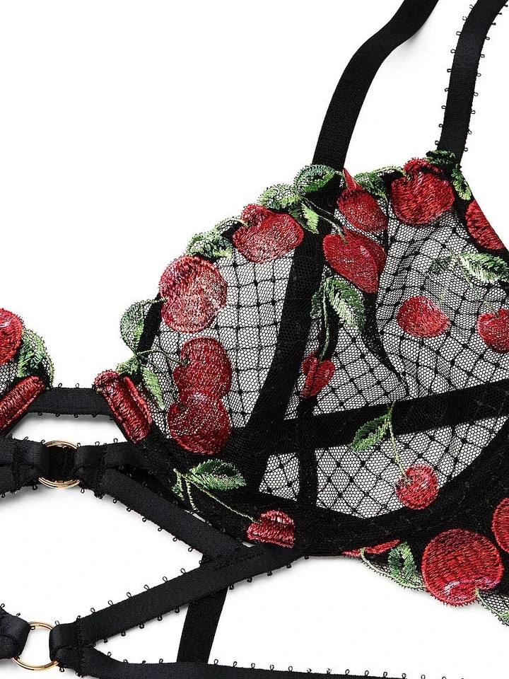 VICTORIA'S SECRET VERY SEXY Cherry Embroidery Unlined Low-Cut Teddy size M NWT
