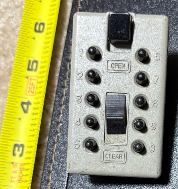 Vintage Kidde Lock Box  Likely model 1409 or 1015