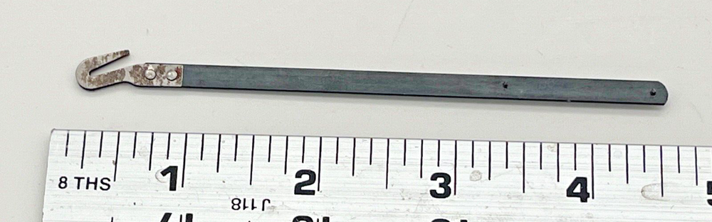 GERMAN PENDULUM LEADER. 4 7/16″ LONG