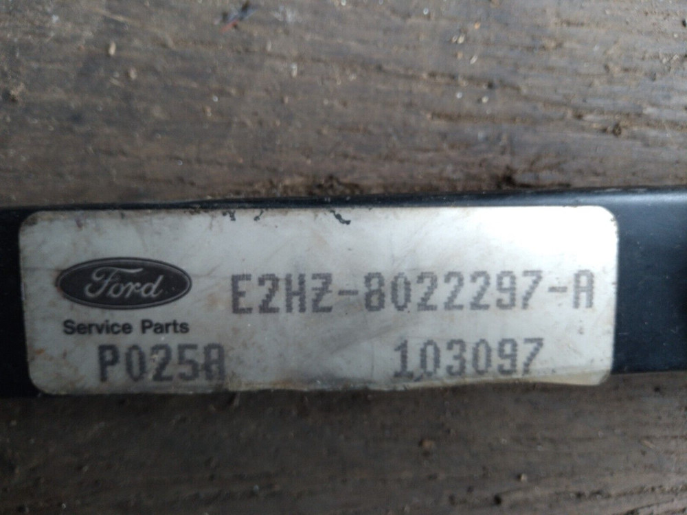 New OEM Ford Window Bar Assembly E2HZ-8022297A