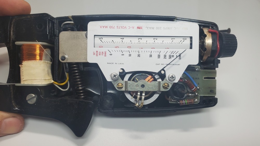 General Electric Snapper Voltmeter 942D, Made in USA with case