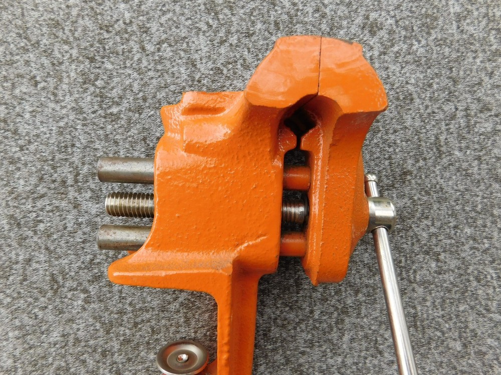 PONY 3" CLAMP ON BENCH VISE NEVER USED