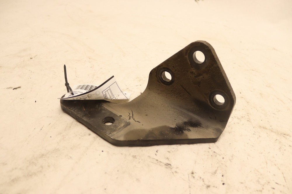 2018-2023 PETERBILT 579 FRONT LEFT DRIVER SIDE BRACKET ENGINE SUPPORT MOUNT OEM