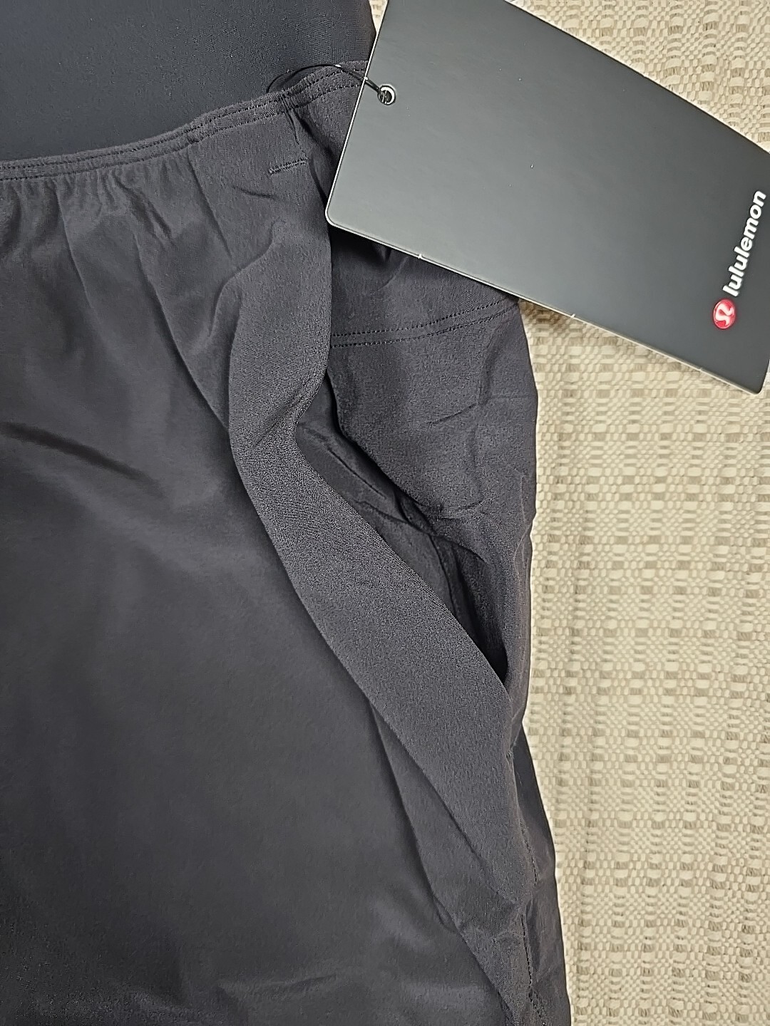 Size Large Lululemon T.H.E. Short 9" Linerless BLACK LM7AA0S BLK Men's New NWT