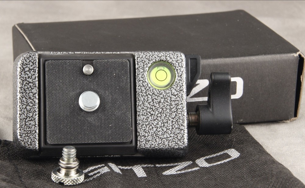 Gitzo Quick Release Base &  Plate, Boxed