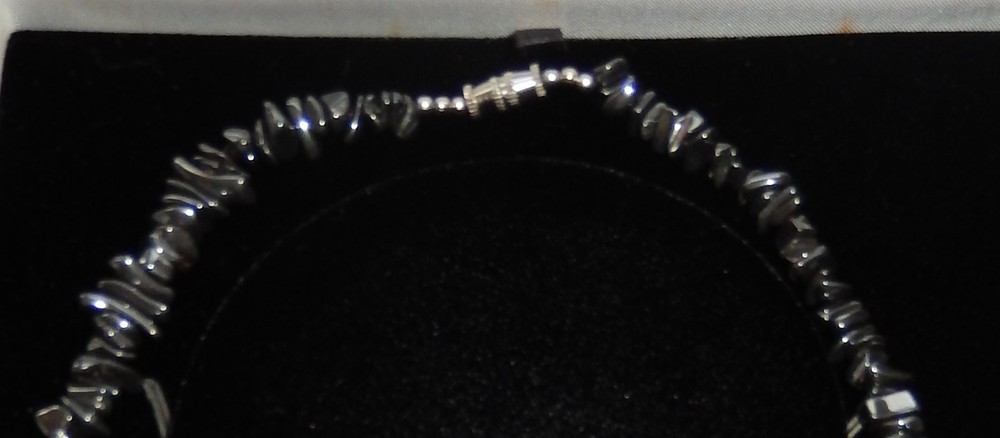 VINTAGE GREY BRANCH NECKLACE