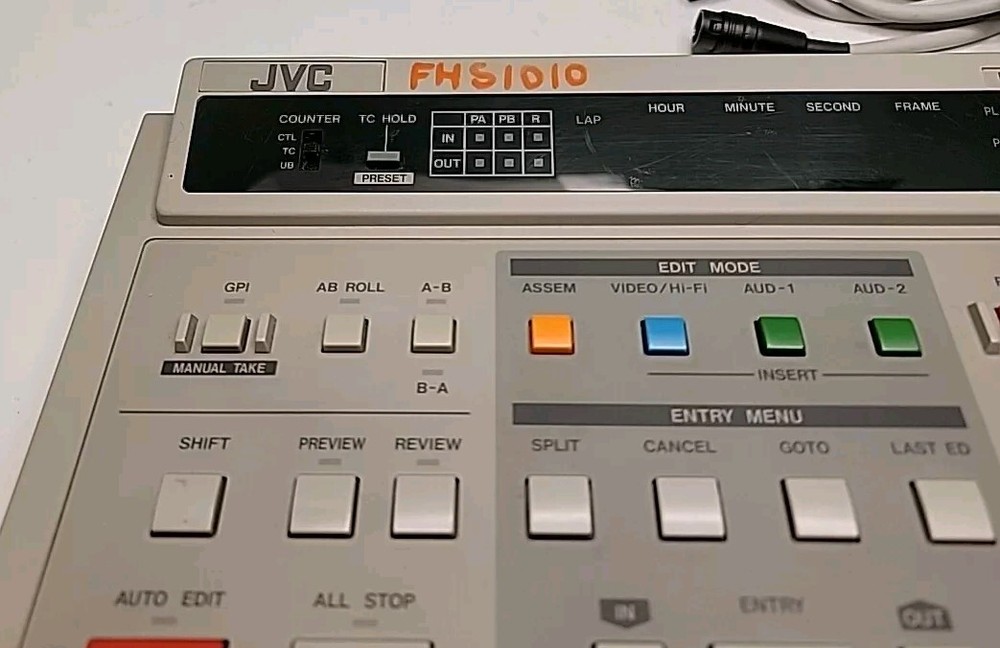 JVC Video Editing Controller - Model RM-G805U - Analog Format.
