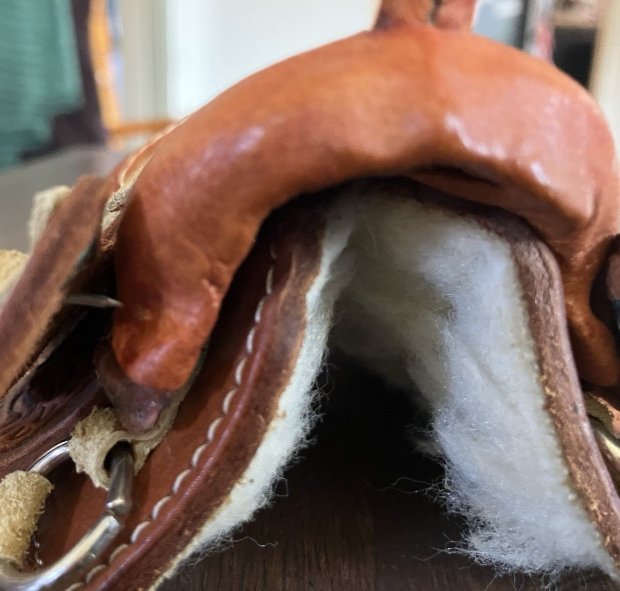 Vintage MINIATURE Western HORSE SADDLE Tooled Leather Salesman Sample or Toy