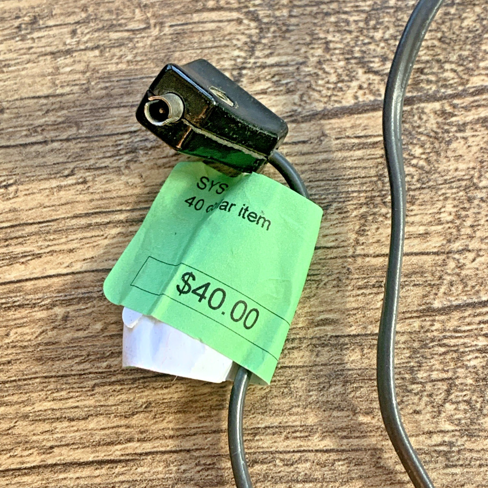 SAULUTE USSR "ELECTRONICA FLASH LIGHT FOR SOVIET CAMERAS Untested