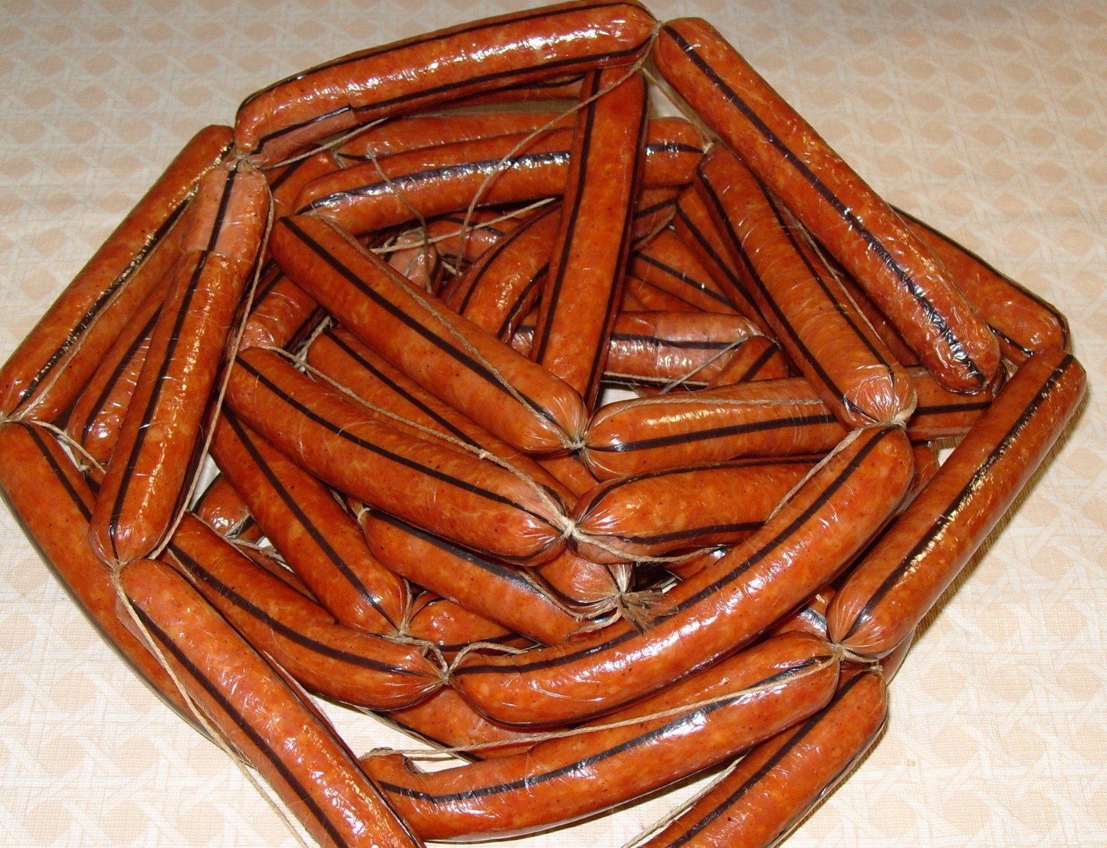 Cellulose casings for skinless sausage; 26mm x 84'