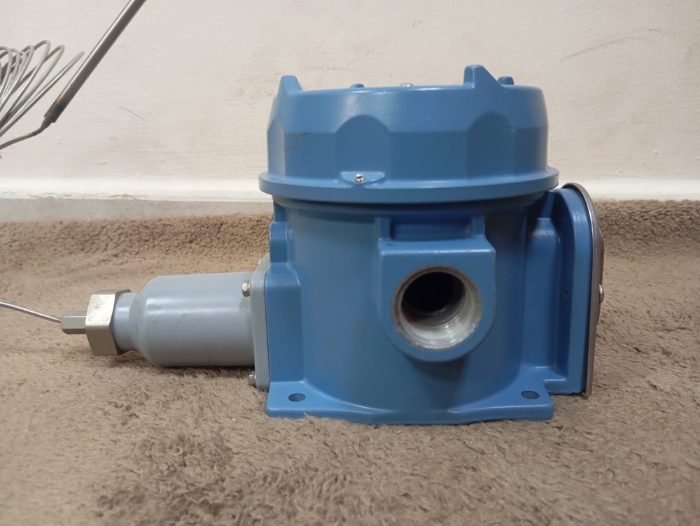 Thermon / Adjustable Control Thermostat / E7-25325