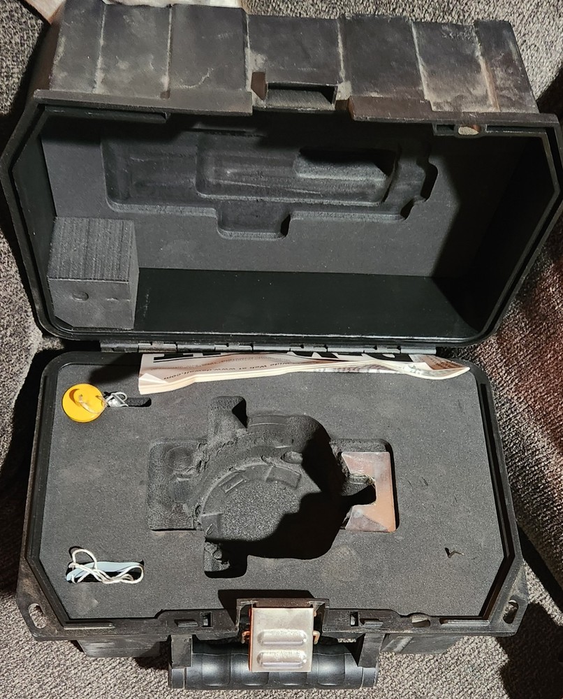 DEWALT DW096 Magnification Automatic Optical Level