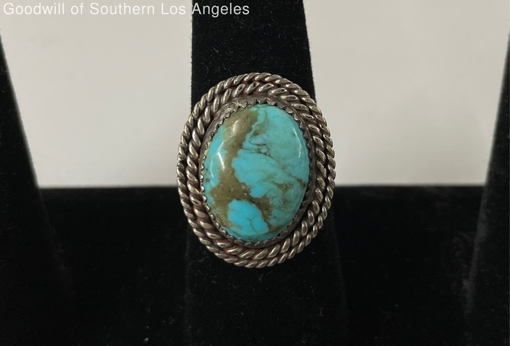 Native Sterling Silver Statement Oval Turquoise Ring - 6.2g (Size 7.75)
