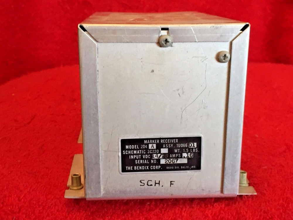 BENDIX MODEL 204A MARKER RECEIVER P/N 1U066-01