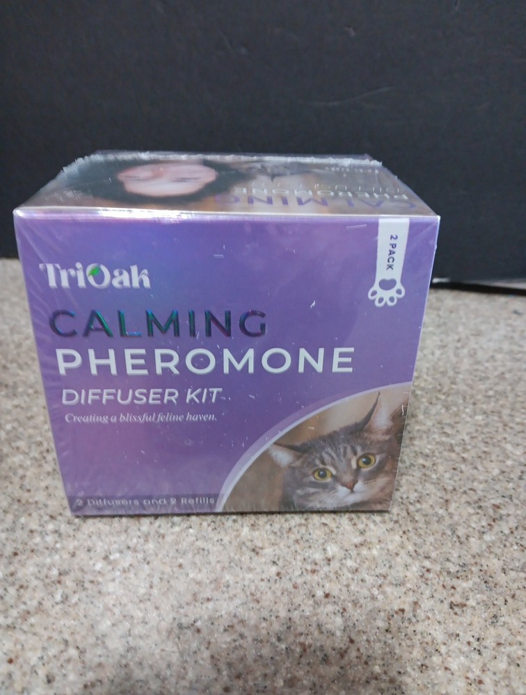 TriOak Calming Pheromone diffuser kit 2 diffusers & 2 refills