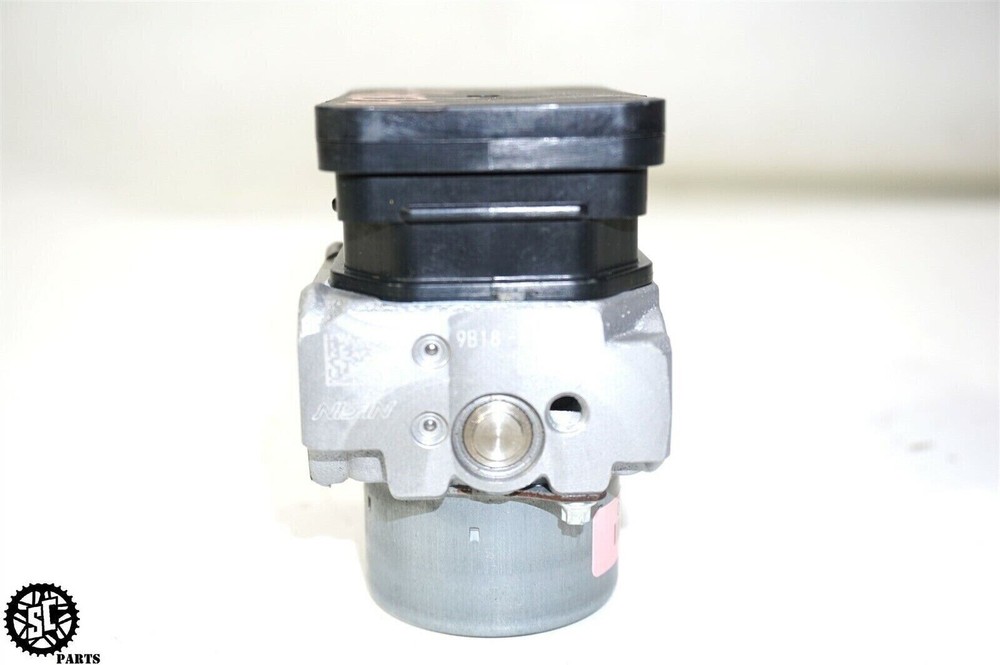 19 HONDA CBR 1000RR ABS PUMP MODULE