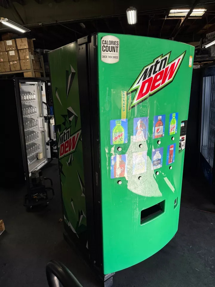 Dixie Narco 501E MTN DEW Soda Beverage Vending Machine MDB FREE SHIPPING