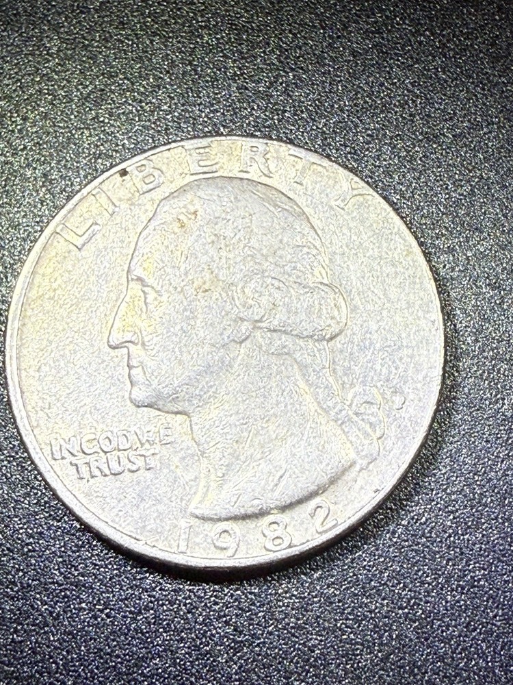 1982 P Quarter Error Obverse Partial Collar Error