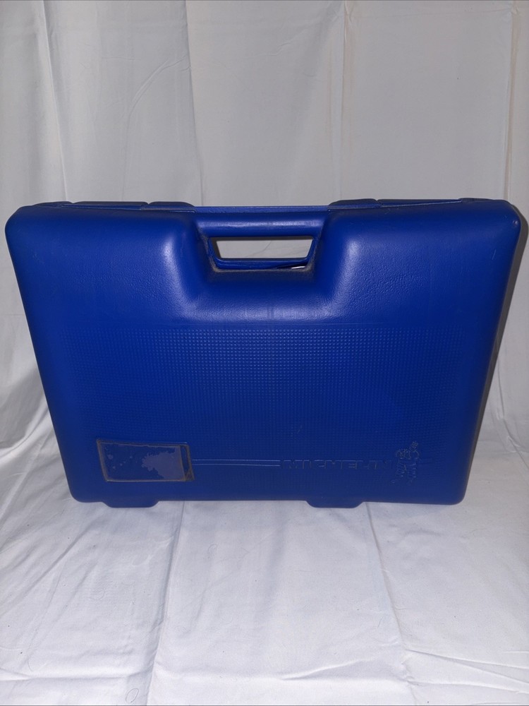Michelin Roadside Automobile Emergency Kit