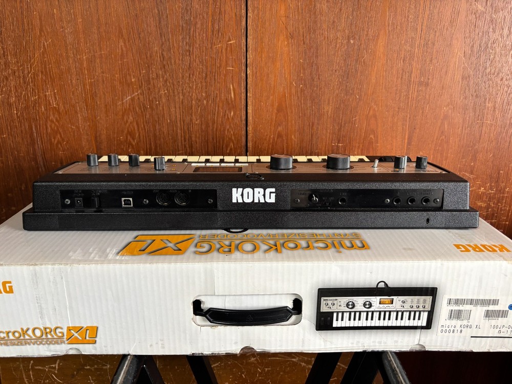 Korg Microkorg XL Analog Modeling Synthesizer / Vocoder w/ box