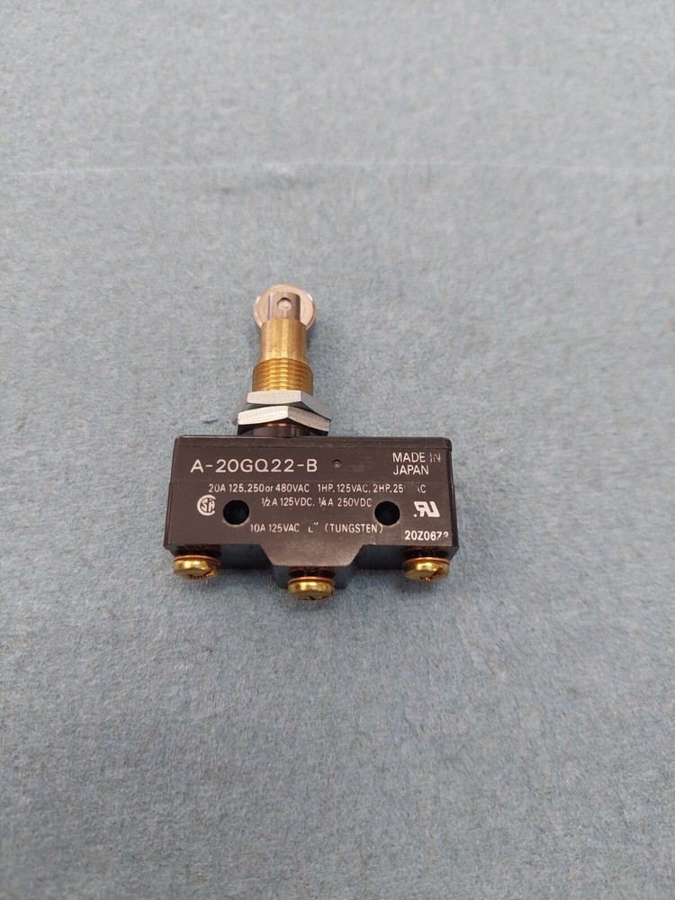 Omron Snap Action Switch, Panel Mount, Plunger, Roller Actuator A-20GQ22-B