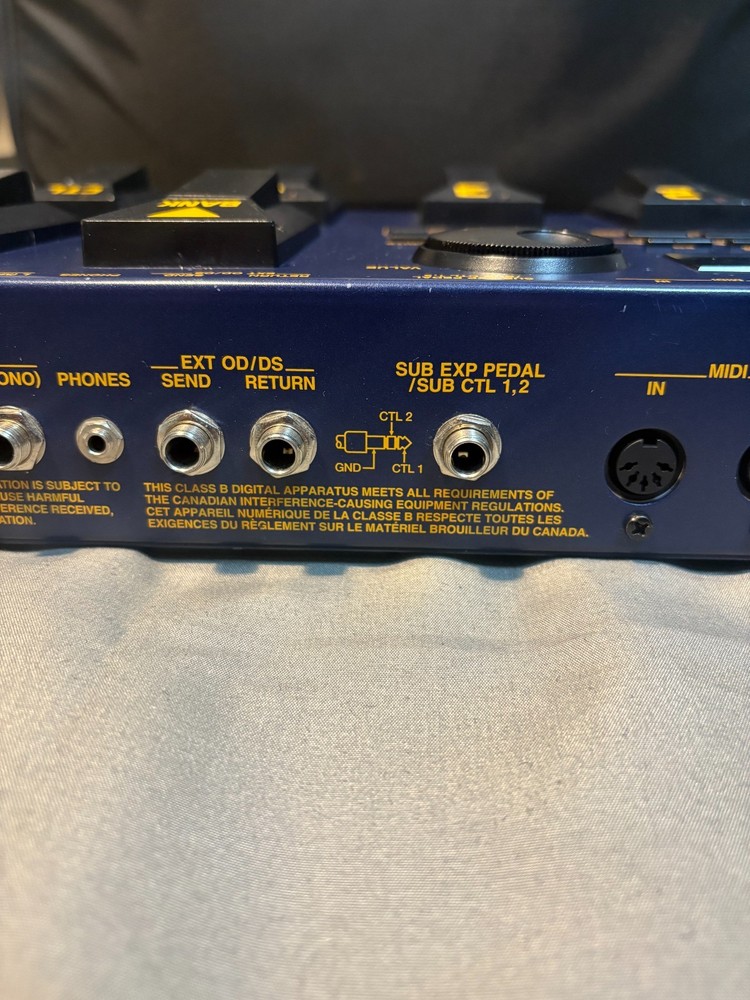 BOSS GT-3 Guitar Multi Effects Pedal Processor working with charger Used