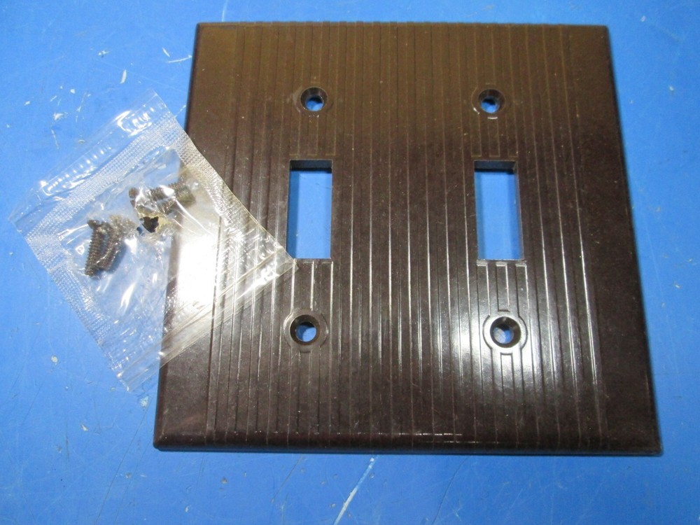 Leviton Brown Ribbed 2 ganged Switch Cover Plate