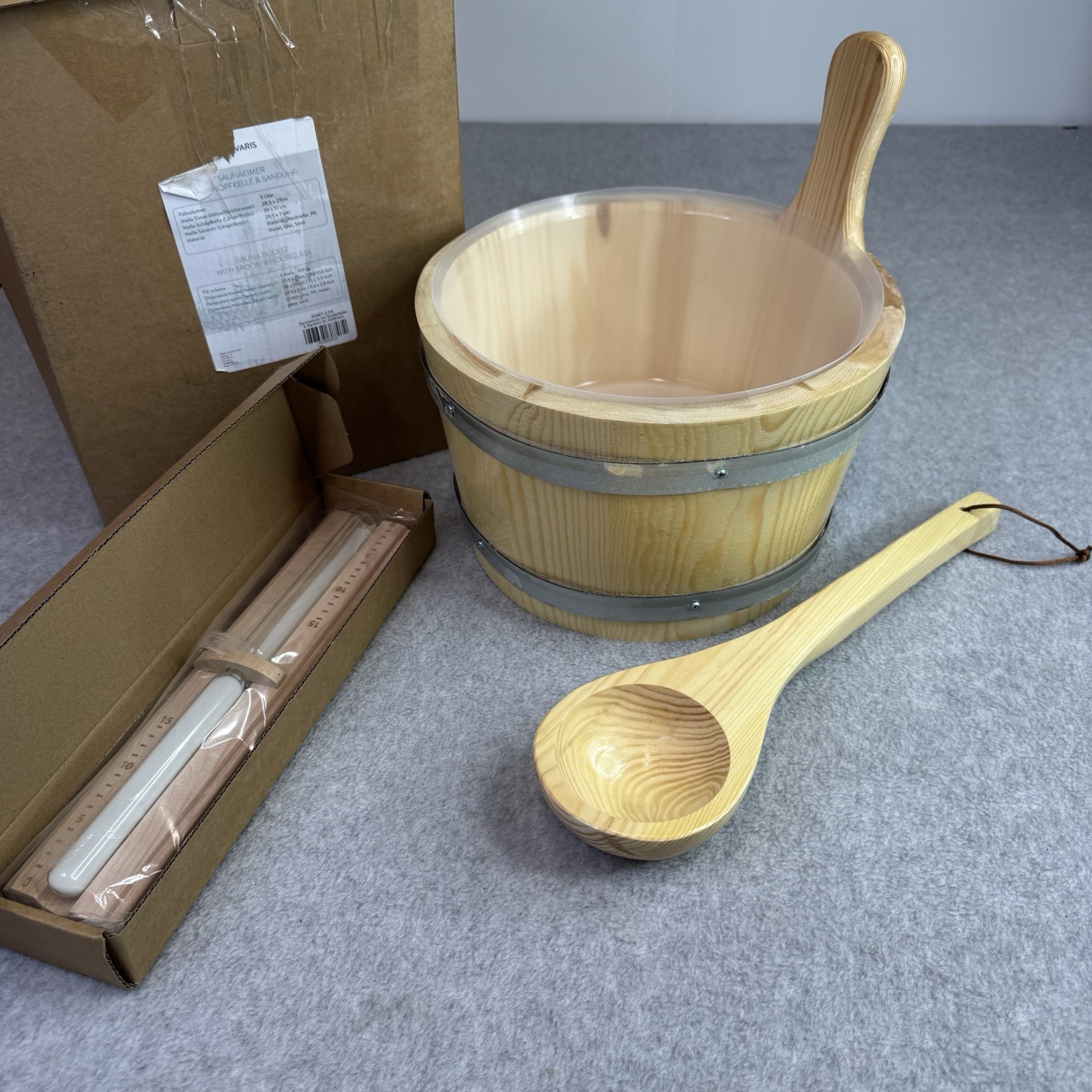Wooden Sauna Bucket w Ladle And Sand Timer 1.3 Gal Pine Spa Steam Room Set