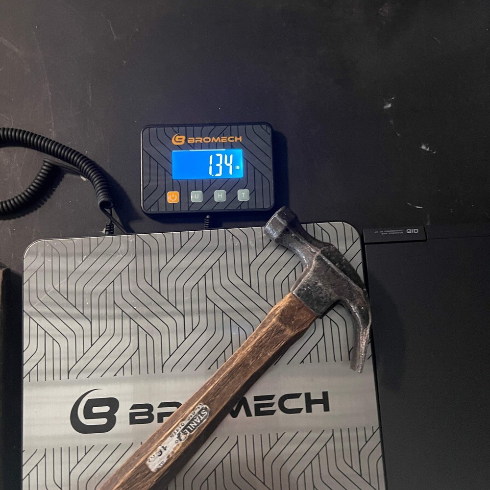 Stanley 160z Claw Hammer