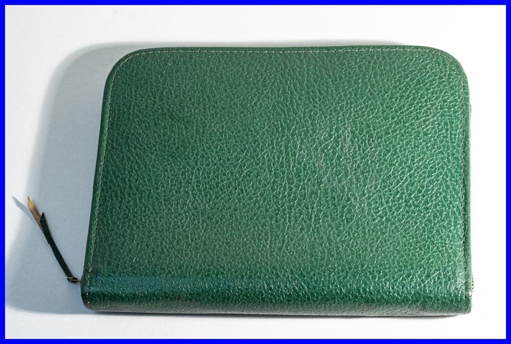1950s Unbranded Green Leather Folder With Zipper For Notes With Ring Binder