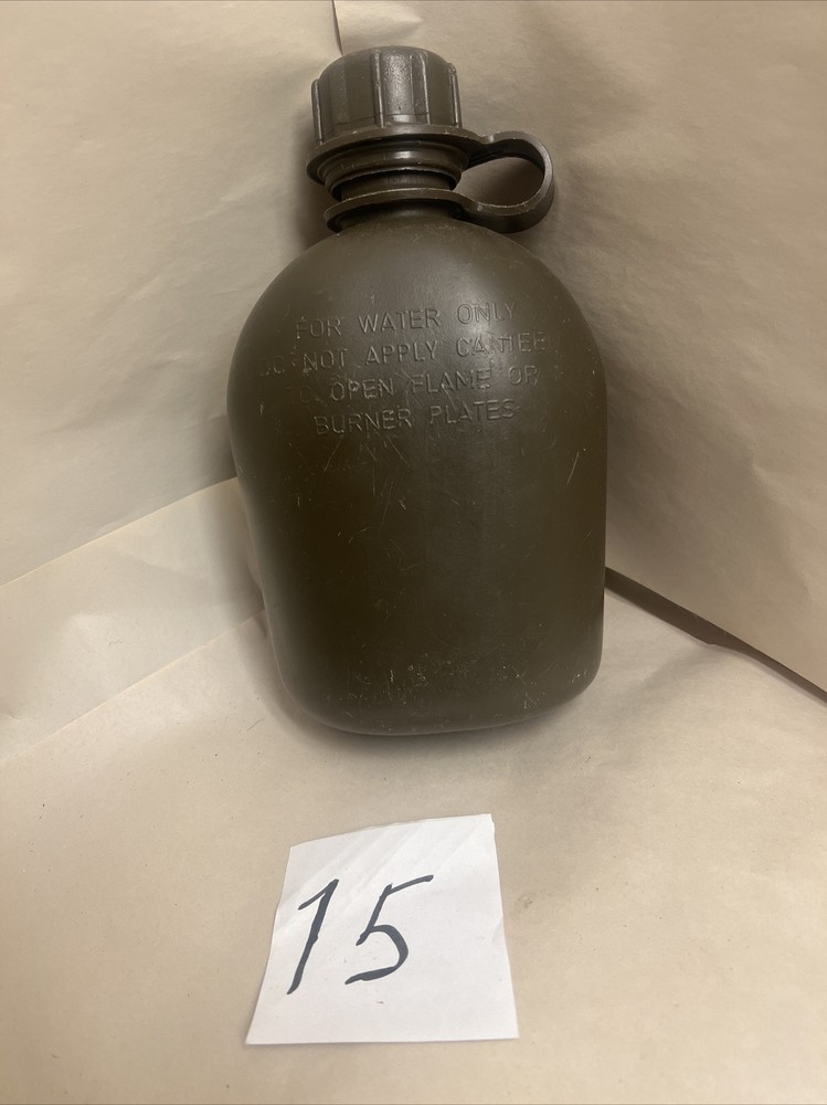 Vintage US Army 1Quart Canteen Dated 2002