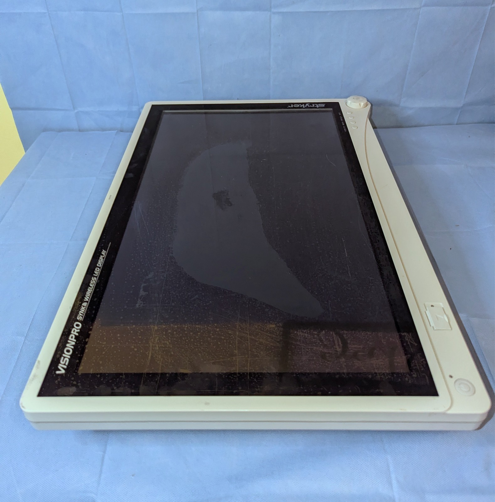 Stryker VisionPro SYNK 26" Wireless LED Display w/Power Suply (REF: 240-031-000)