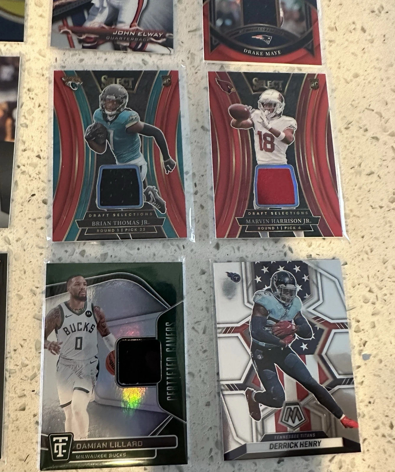 Multi Sports 25 Cards Lot, #'s, Autos, Patches RC’s & More! LOOK AT DESCRIPTION!