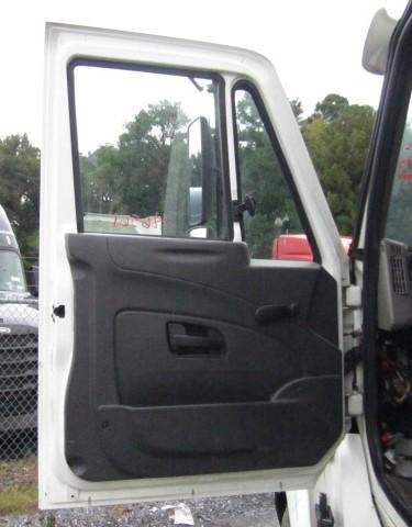 For 2016 INTERNATIONAL 8600 2003-2018 DOOR ASSEMBLY Left , MD