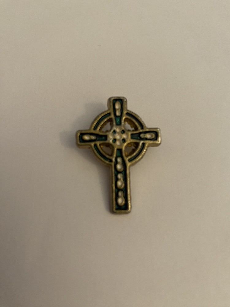 Celtic Cross Religious Lapel Pin P6