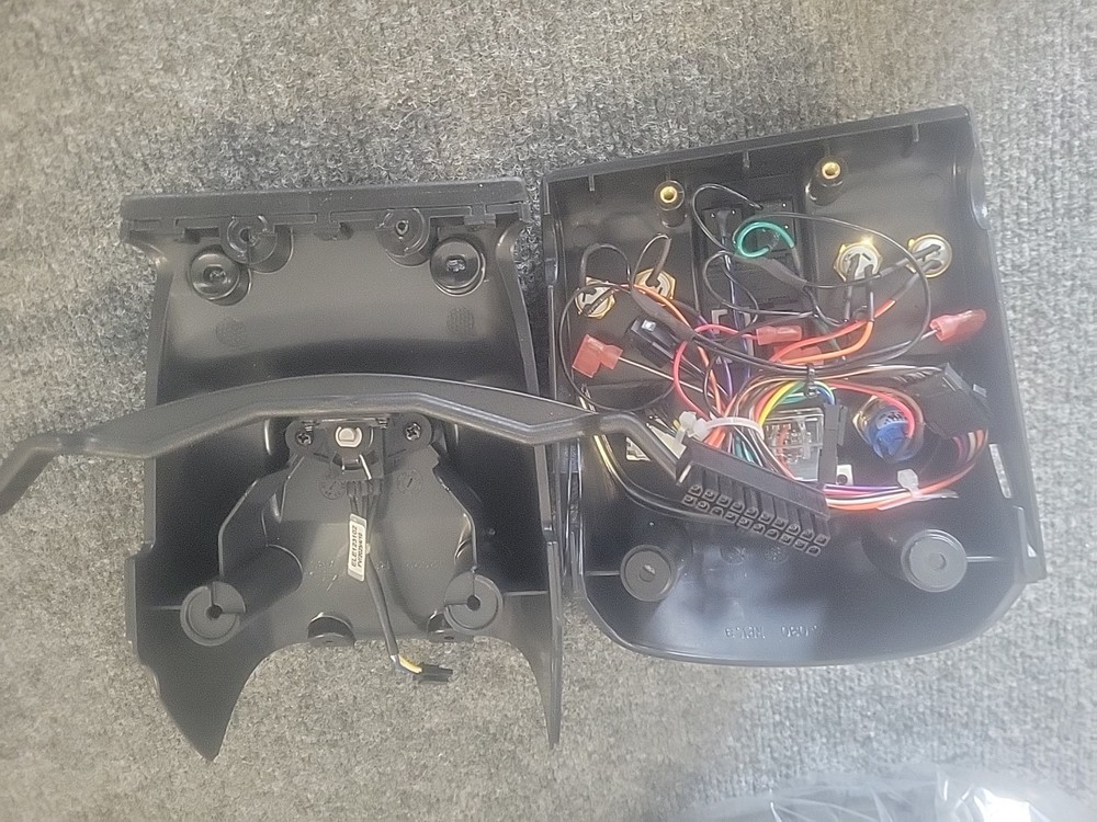 Pride Pursuit 2 DASH COMPLETE W THROTTLE. EXCELLENT! READ!!