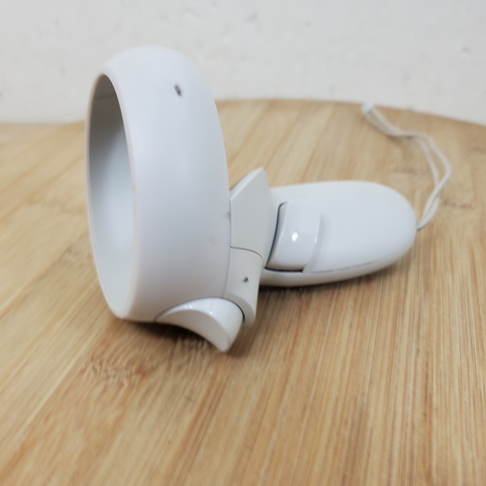 Meta Quest VR Replacemeny RIGHT Controller - JD96CX