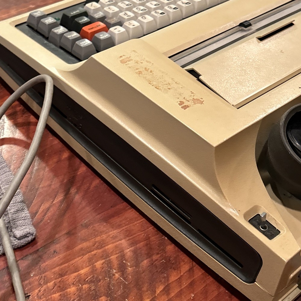 Texas Instruments Silent 700 Model 745 Portable Data Terminal – Working