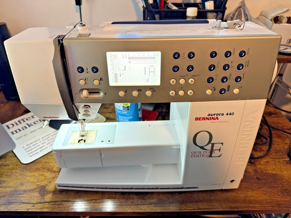BERNINA Aurora 440QE Quilters Edition Computerized Sewing Machine W/ Accessories