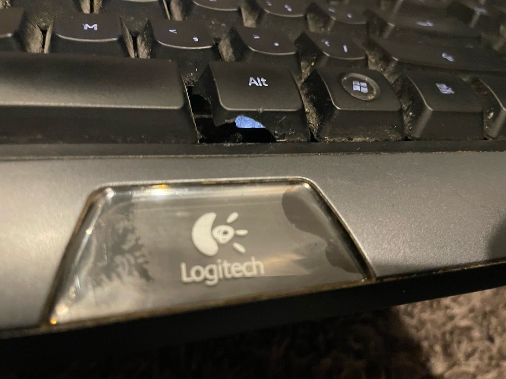 G510 Logitech Wired Gaming Keyboard Backlit LCD Programmable (Please Read)