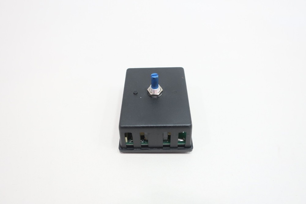 Paktronics P64A0318901 Thermostat