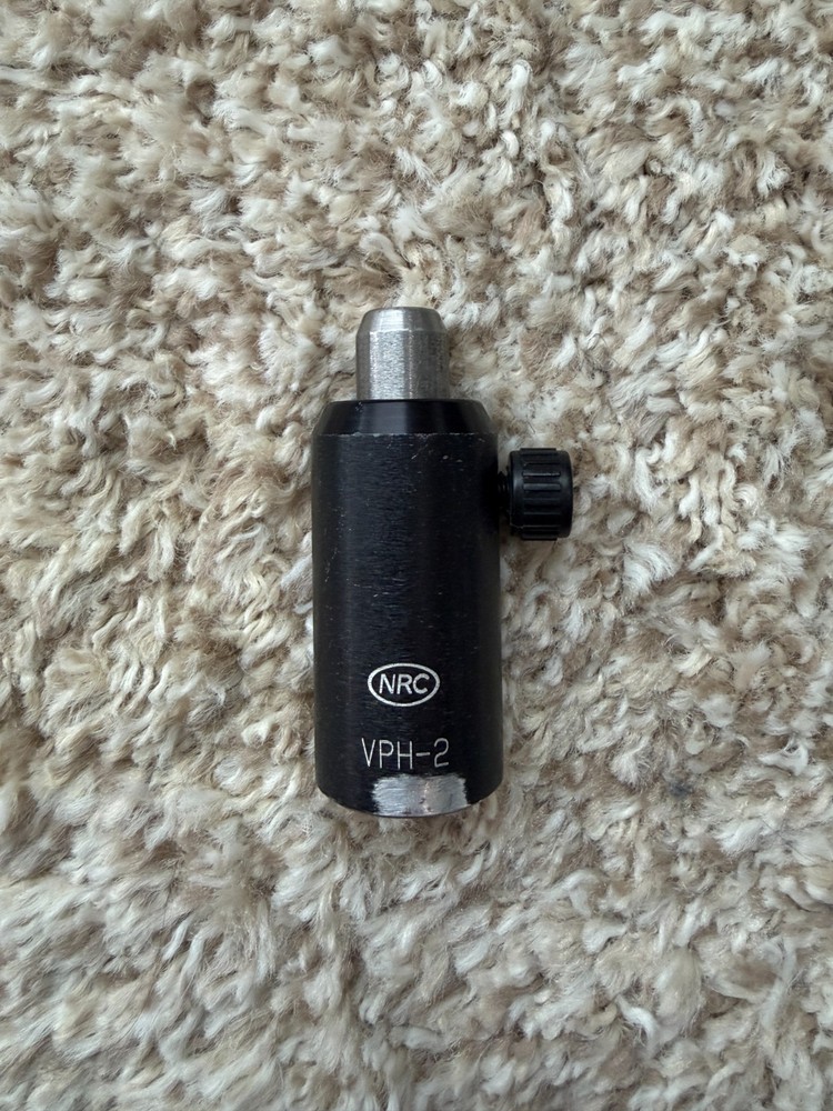 Newport NRC Optical Post Holder (VPH-X) & Optical Posts (SP-X)