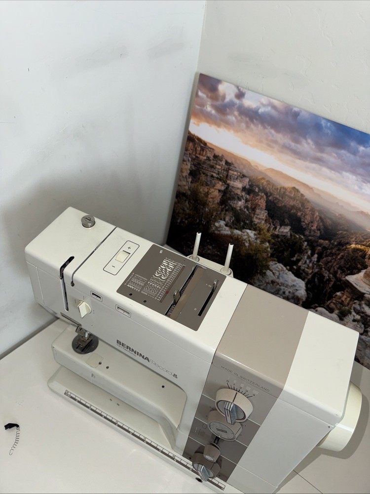 BERNINA Record 930 Electronic Sewing Machine