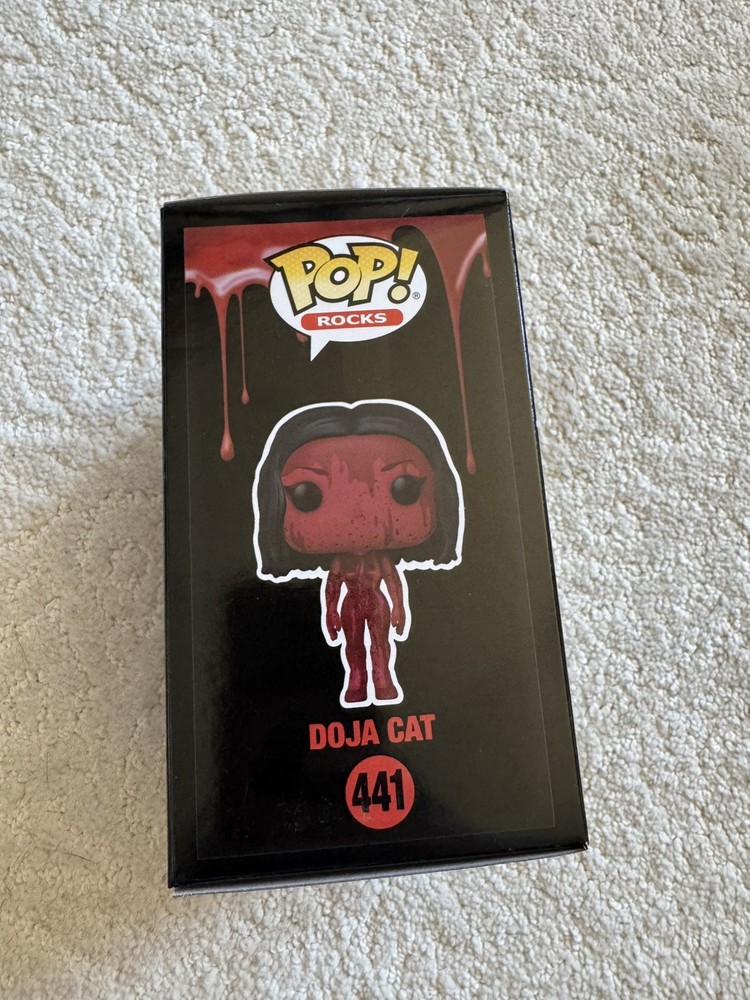 Funko POP! Rocks - Doja Cat Scarlet Figure #441 W/ Protector
