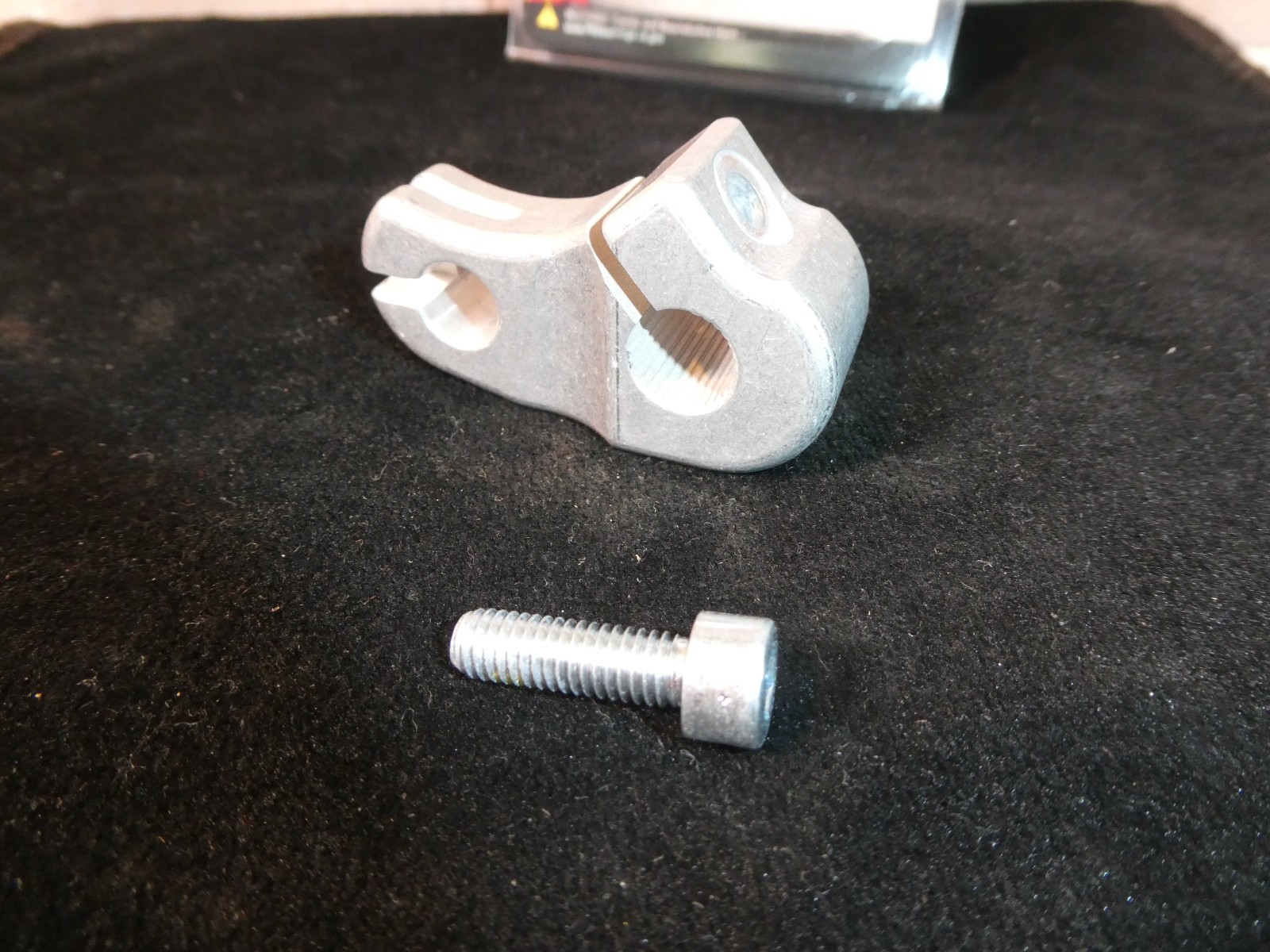 Barnett Indian Clutch Shaft Arm (356-40-80014) Indian Baggers 2014 - 2020 Q7